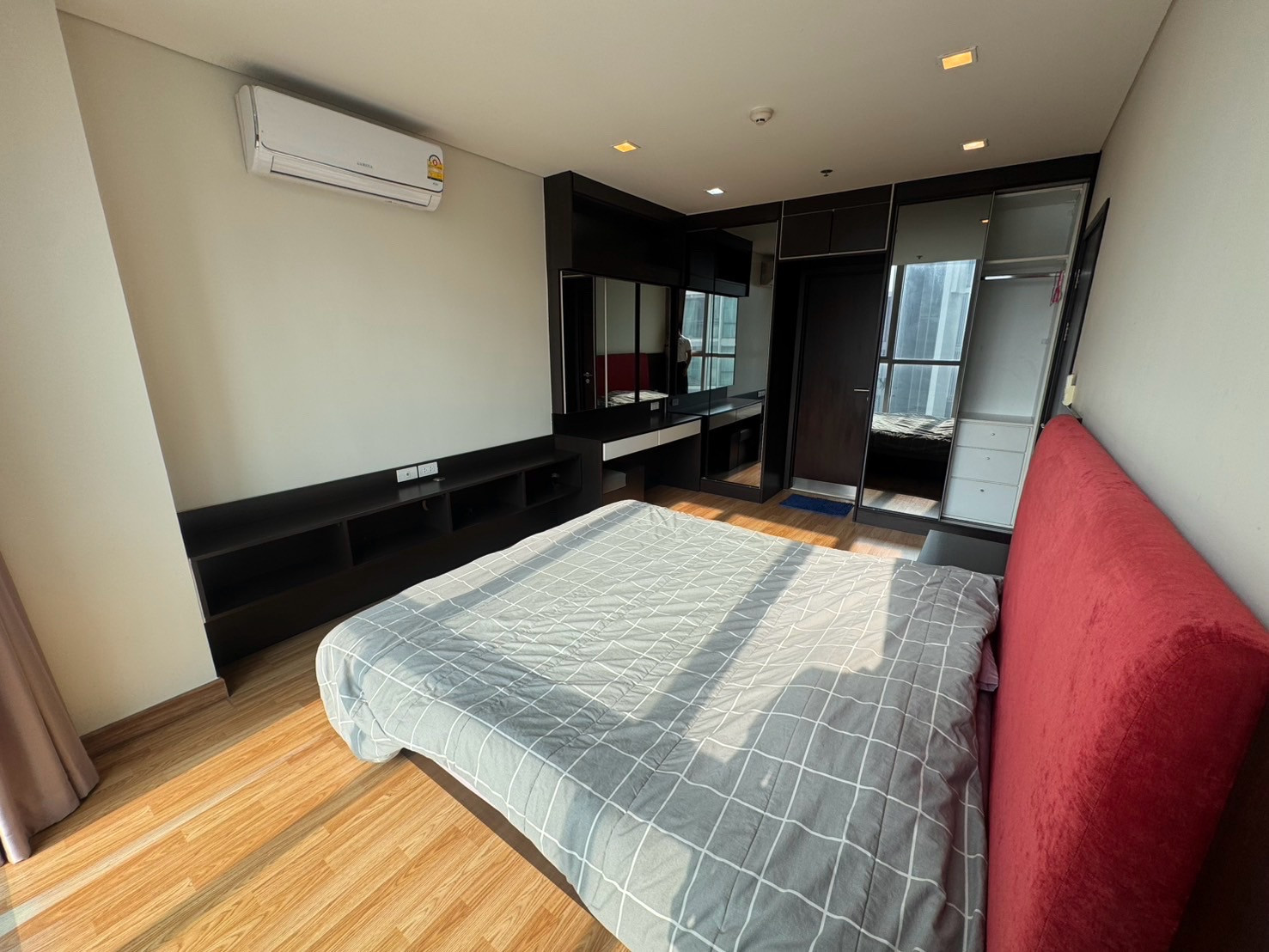 🌃L024ให้เช่าคอนโด เลอรัก คอนโดมิเนียม  📞ติดต่อ:092-666-5617(เจไดท์)