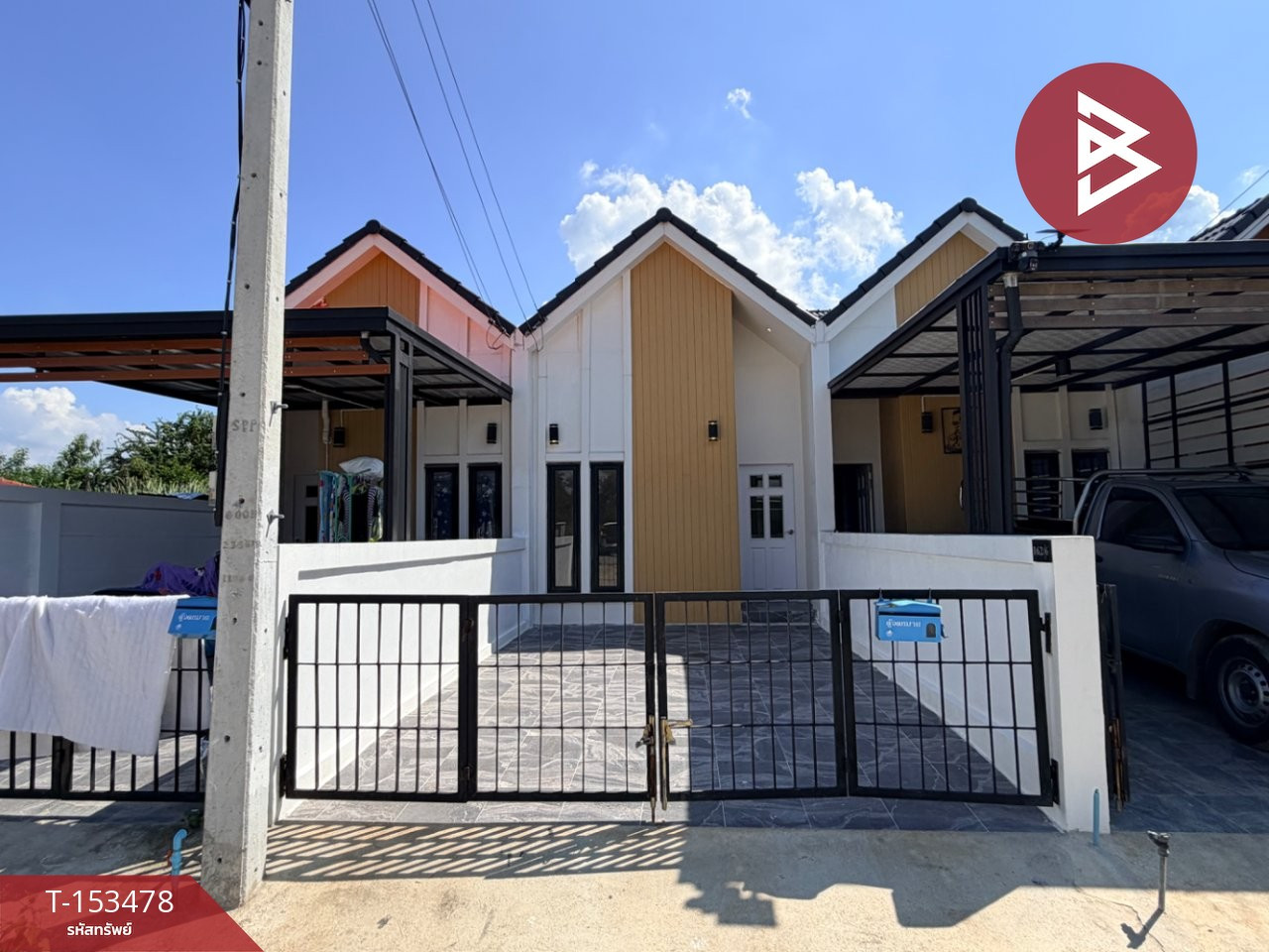 Townhouse for sale Suparerk Village, Bo Phlap, Nakhon Pathom