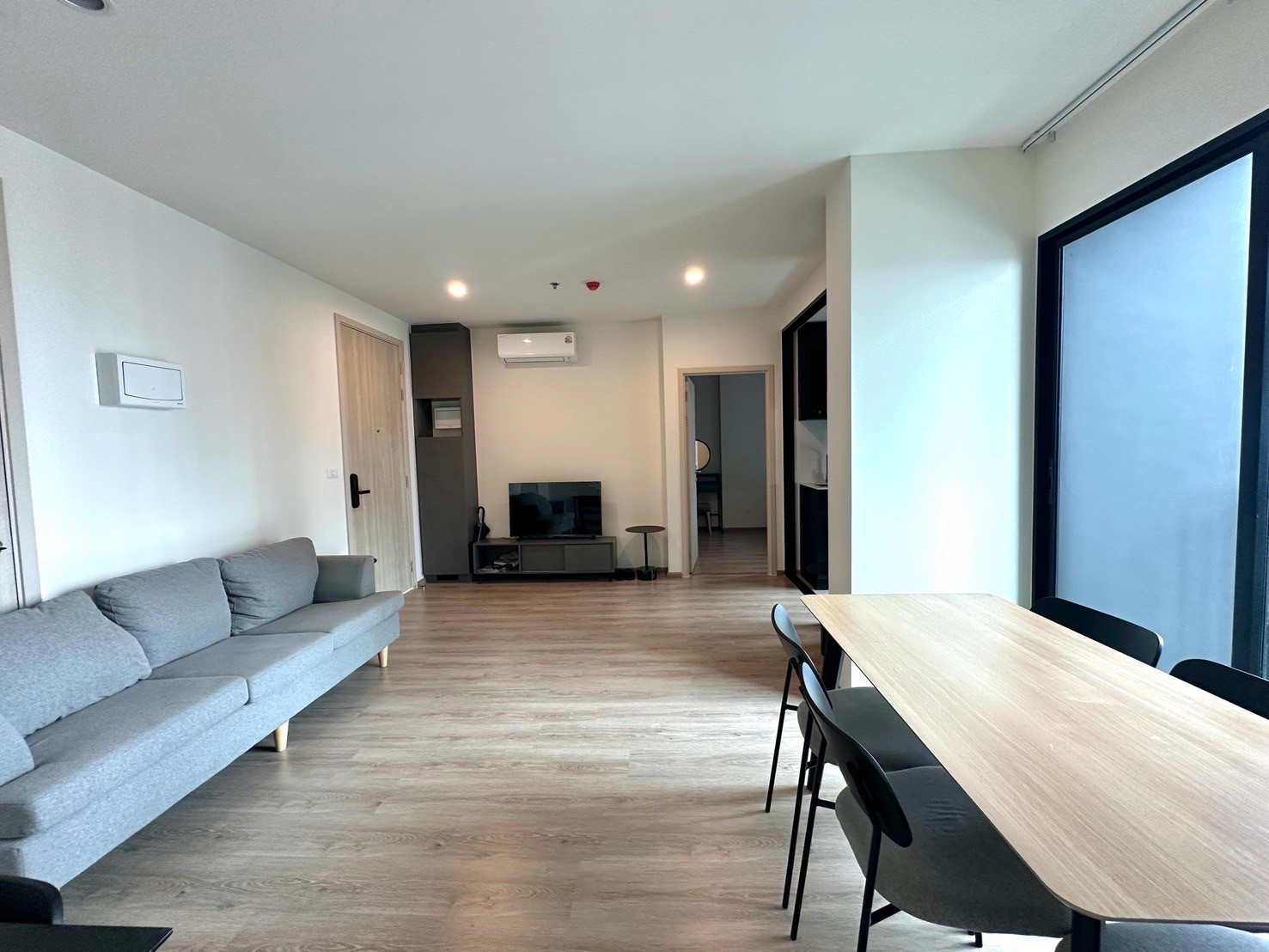 Hot Deal 2 bed for rent at Nue Distric rama 9 