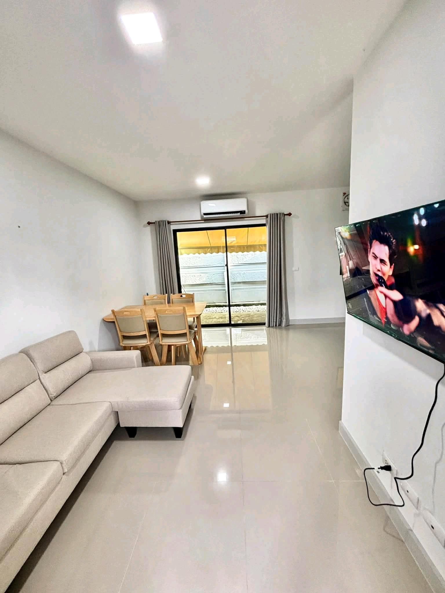 🌟 บ้าน 3 ห้องนอน พร้อมเฟอร์นิเจอร์และเครื่องใช้ไฟฟ้า – รูปที่ 2
