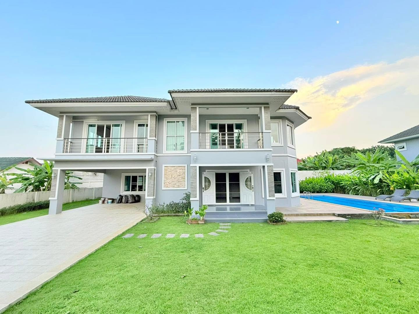 ให้เช่าพูลวิลล่า 5 ห้องนอน พร้อมสนามหญ้าขนาดใหญ่ | สันทราย–ดอยสะเก็ด เชียงใหม่  (EN below)