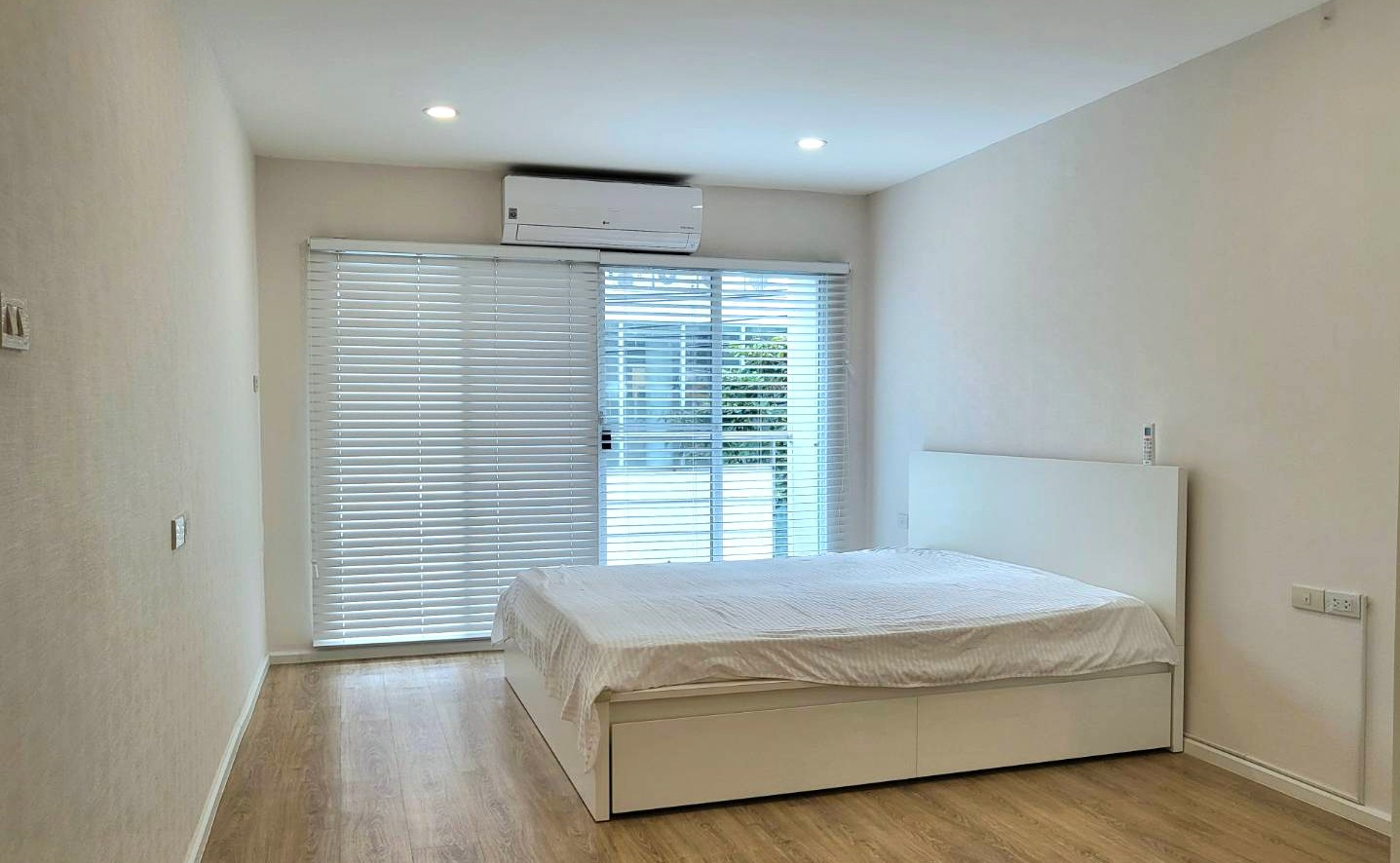 Hot Sale (with tenant)!!, 1 Bedroom Unit in Grand Heritage Condo in the prime BKK area of Thonglor Soi 13. – รูปที่ 2