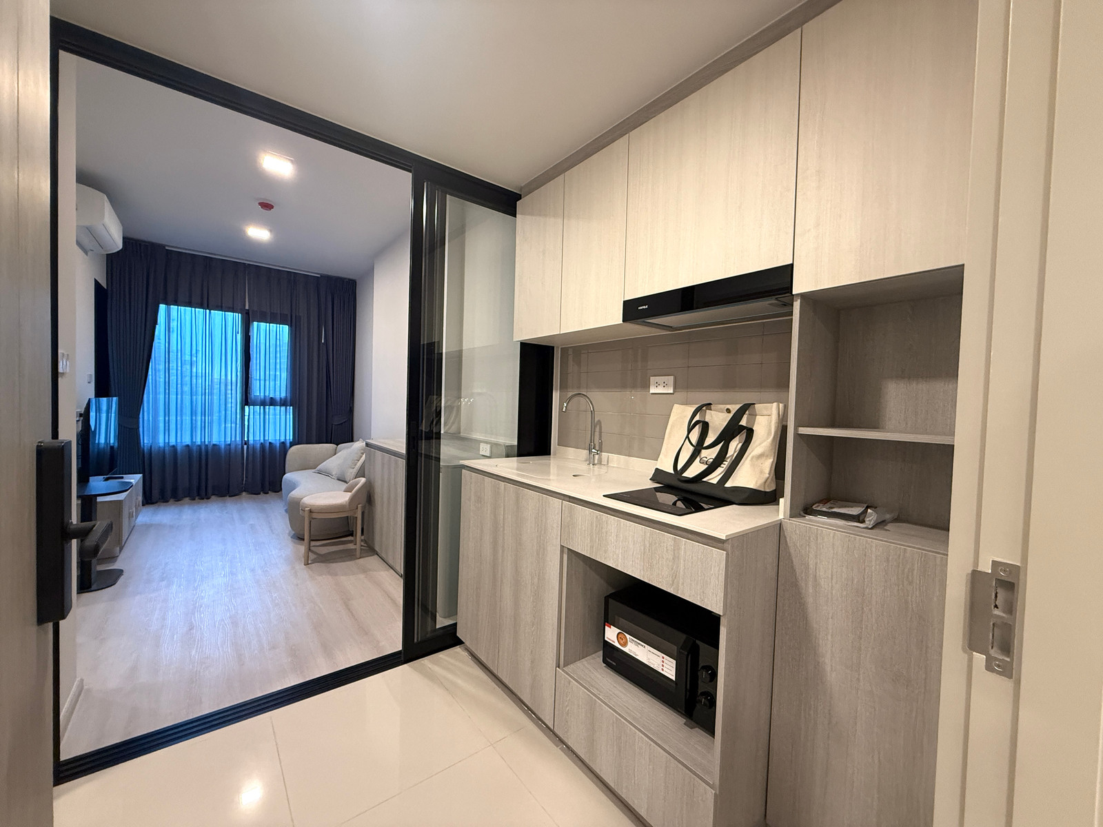 Special Price 17999/Month for rent Cobe Ratchada Rama 9 Near MRT Thailand culture center