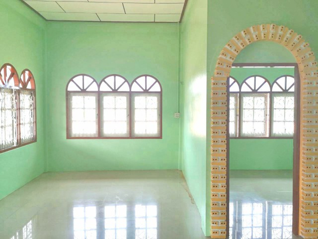 3 bed 2 bath detached house for rent near M81 entrance Nakhon Pathom city 600 m. Located 1 km. from – รูปที่ 3