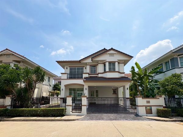 ขายบ้านเดี่ยวรีโนเวทใหม่ทั้งหลัง! โครงการคุณภาพจาก Land & House มัณฑนา ปิ่นเกล้า-พระราม 5 