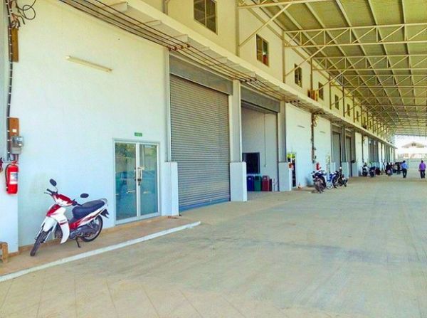 261009pngkwea ให้เช่า โกดัง บางขุนเทียน-ชายทะเล16-24 ให้เช่าคลังสินค้า 750 ตร.ม.ไทยพันธุ์แท้ สะแกงาม 700 ม. 1 งาน 188 ตร.วา ห้องนอน 1 ห้อง