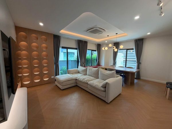 🏡✨ ให้เช่าบ้าน 3 ชั้น บ้านกลางเมือง ดิ อิดิชั่น บางนา• ✨ตกแต่งสวย พร้อมเฟอร์นิเจอร์ & Built-in 