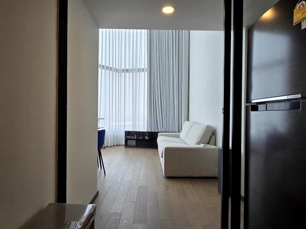 Park Origin Chula - Samyan【𝐒𝐄𝐋𝐋】🔥2 ห้องนอน โทนขาว ตกแต่งเรียบง่าย วิวหลักล้าน เฟอร์นิเจอร์พร้อม🔥 ติดต่อไลน์ไอดี: @hacondo