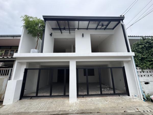 ขายทาวน์โฮม โชคชัย4 ซอย50 รีโนเวทใหม่ ลาดพร้าว เขต ลาดพร้าว กรุงเทพ CX-171242