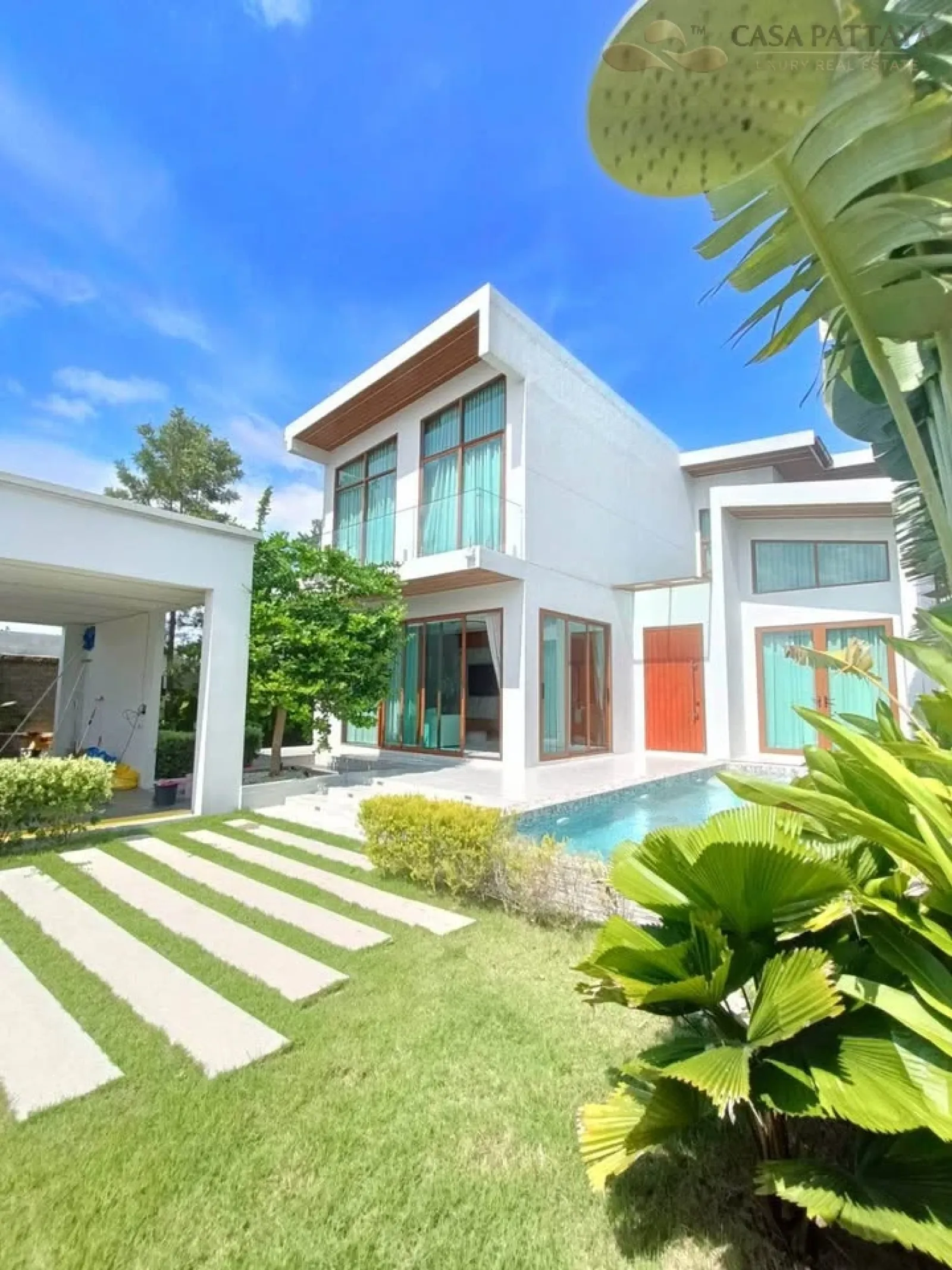2-Story Luxury House for Sale at Atmos Prime Villa Pattaya