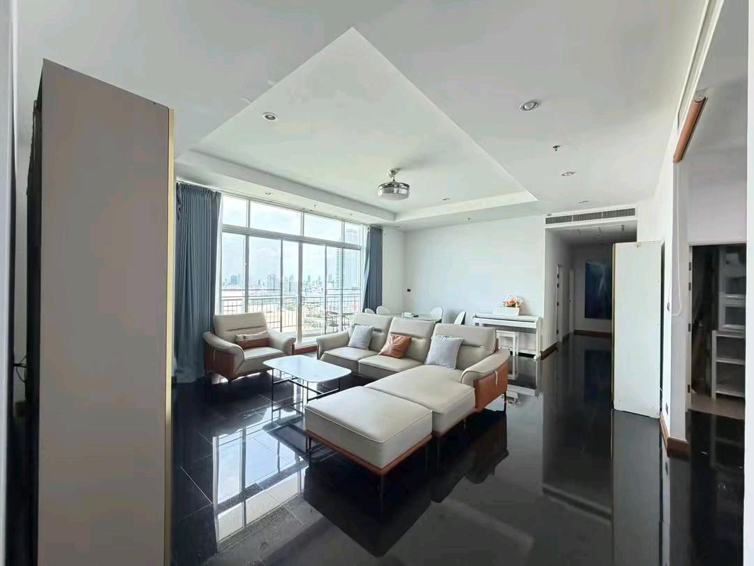 🏠 For rent Supalai Wellington 1 (PH) 🇹🇭 Thai ✨ Luxurious penthouse room, ready to move in 📍 Project: Supalai Wellington 1 📐 Size: 272 square meters 🛏 4 bedrooms | 🚿 5 bathrooms | 👩🍳 Built-in maids room 💰 Rent: 110,000 baht/month 💬 Chat to ask for details 🏠 For rent Supalai Wellington 1 (PH) 🇹🇭 Thai ✨ Luxurious penthouse room, ready to move in 📍 Project: Supalai Wellington 1 📐 Size: 272 square meters 🛏 4 bedrooms | 🚿 5 bathrooms | 👩🍳 Built-in maids room 💰 Rent: 110,000 baht/month 💬 Chat to ask for details