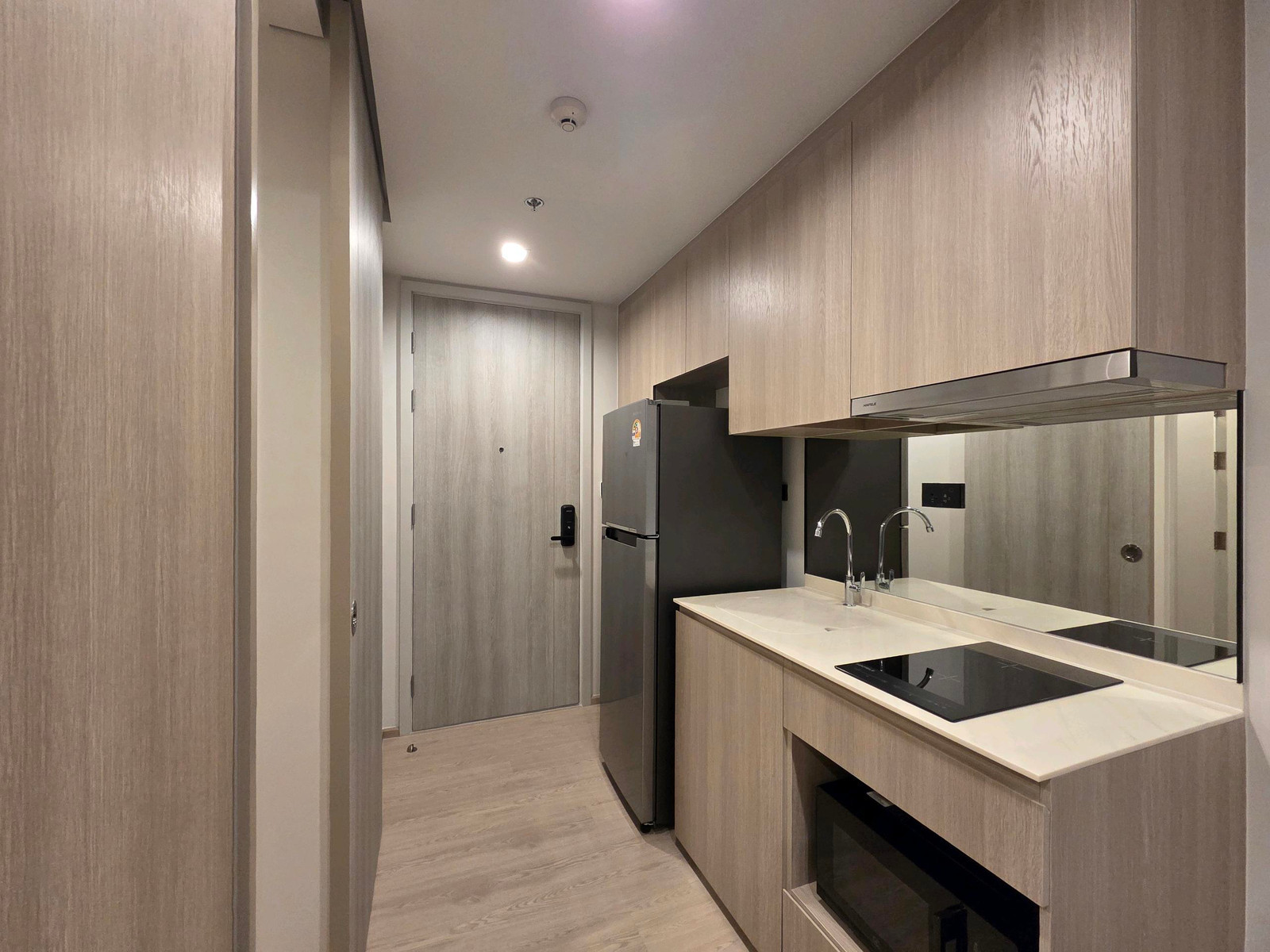 Condo For Rent | The Best Value In The Project “Reference Sathorn - Wongwianyai” 26 Sq.m. Near BTS Wongwianyai – รูปที่ 3