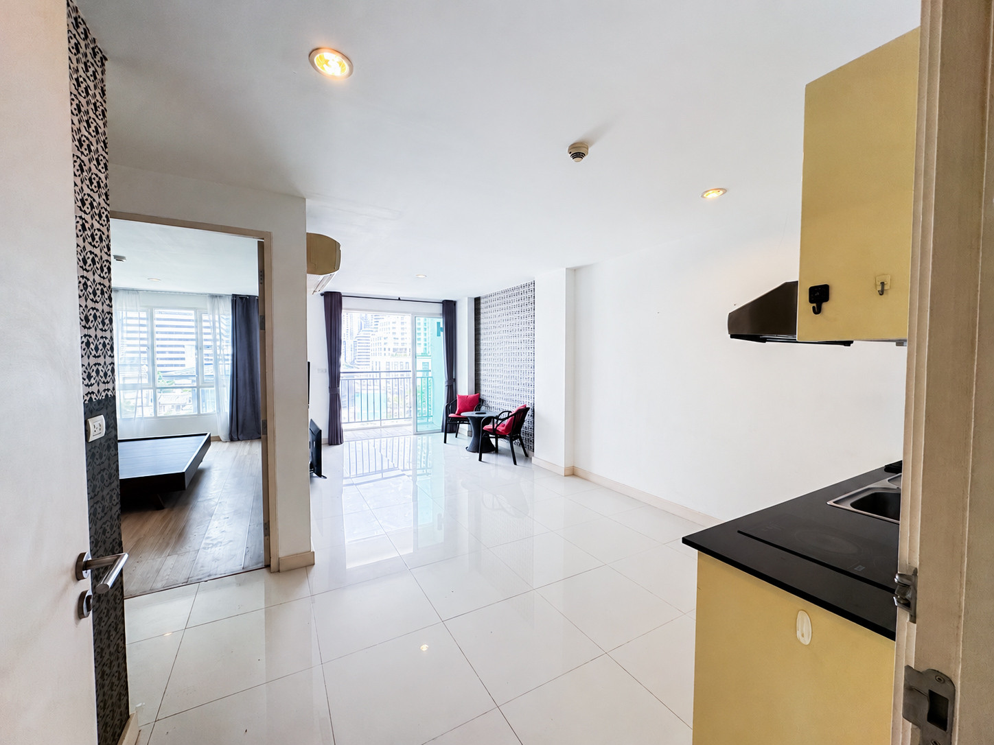 ให้เช่า Voque Sukhumvit 16 | 1 ห้องนอน 48 ตร.ม. ชั้น 8 | 24,000 บาท/เดือน ให้เช่า Voque Sukhumvit 16 | 1 ห้องนอน 48 ตร.ม. ชั้น 8 | 24,000 บาท/เดือน