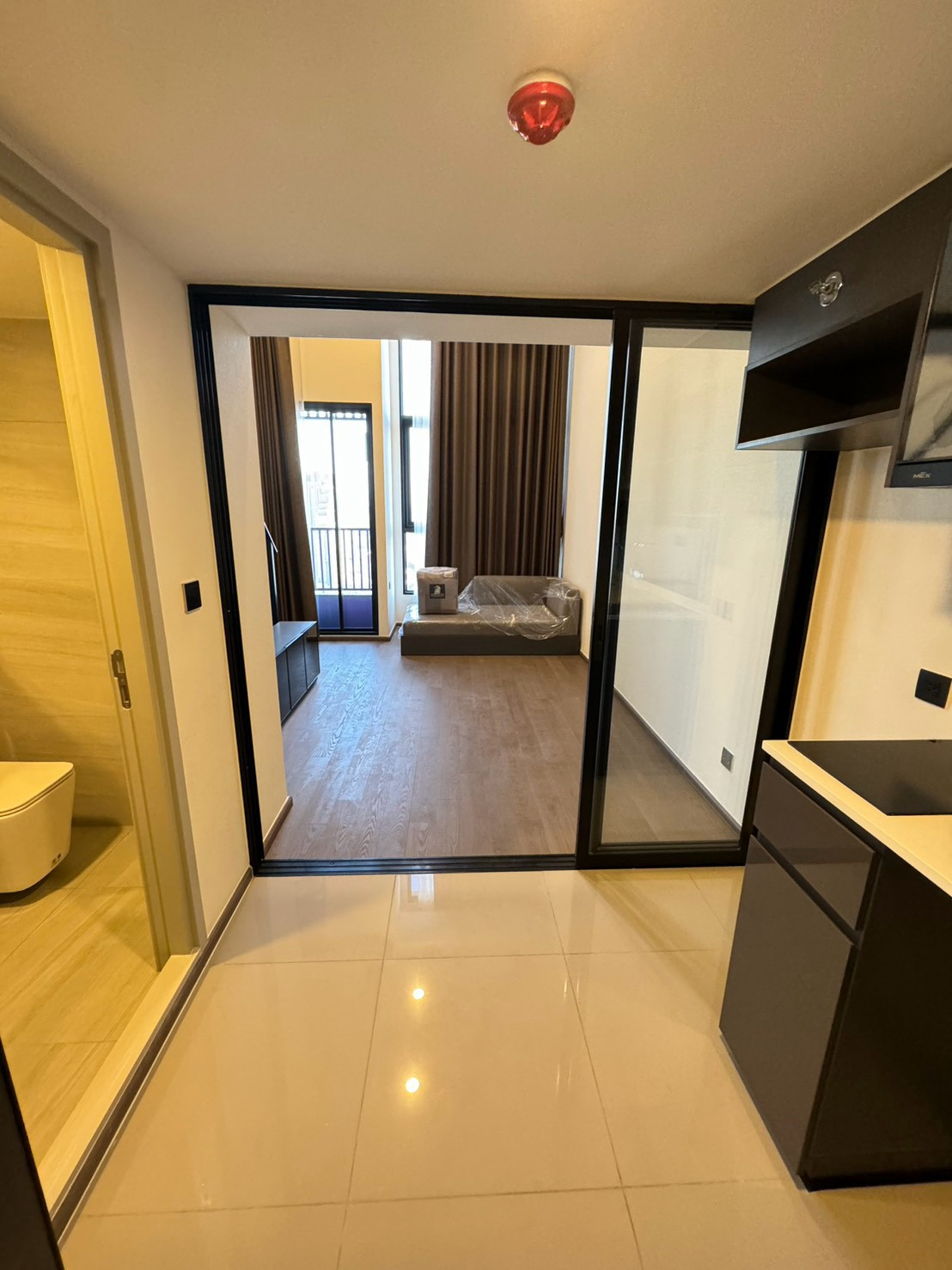1ห้องนอน 1ห้องน้ำ ให้เช่า เฟอร์นิเจอร์ตกแต่งพร้อมอยู่ เครื่องใช้ไฟฟ้าครบ – รูปที่ 2