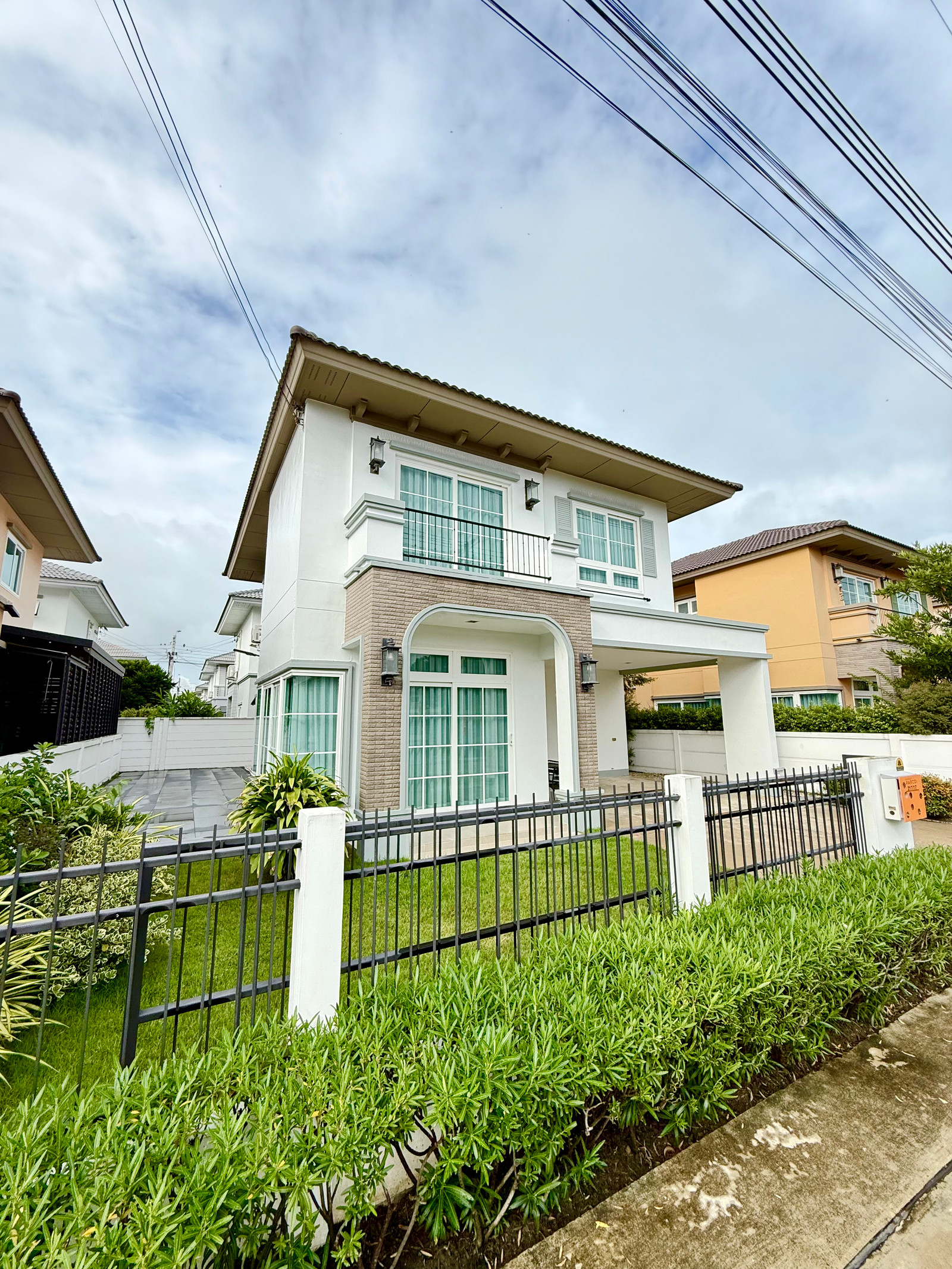 ขายบ้านพร้อมเข้าอยู่ – รูปที่ 2