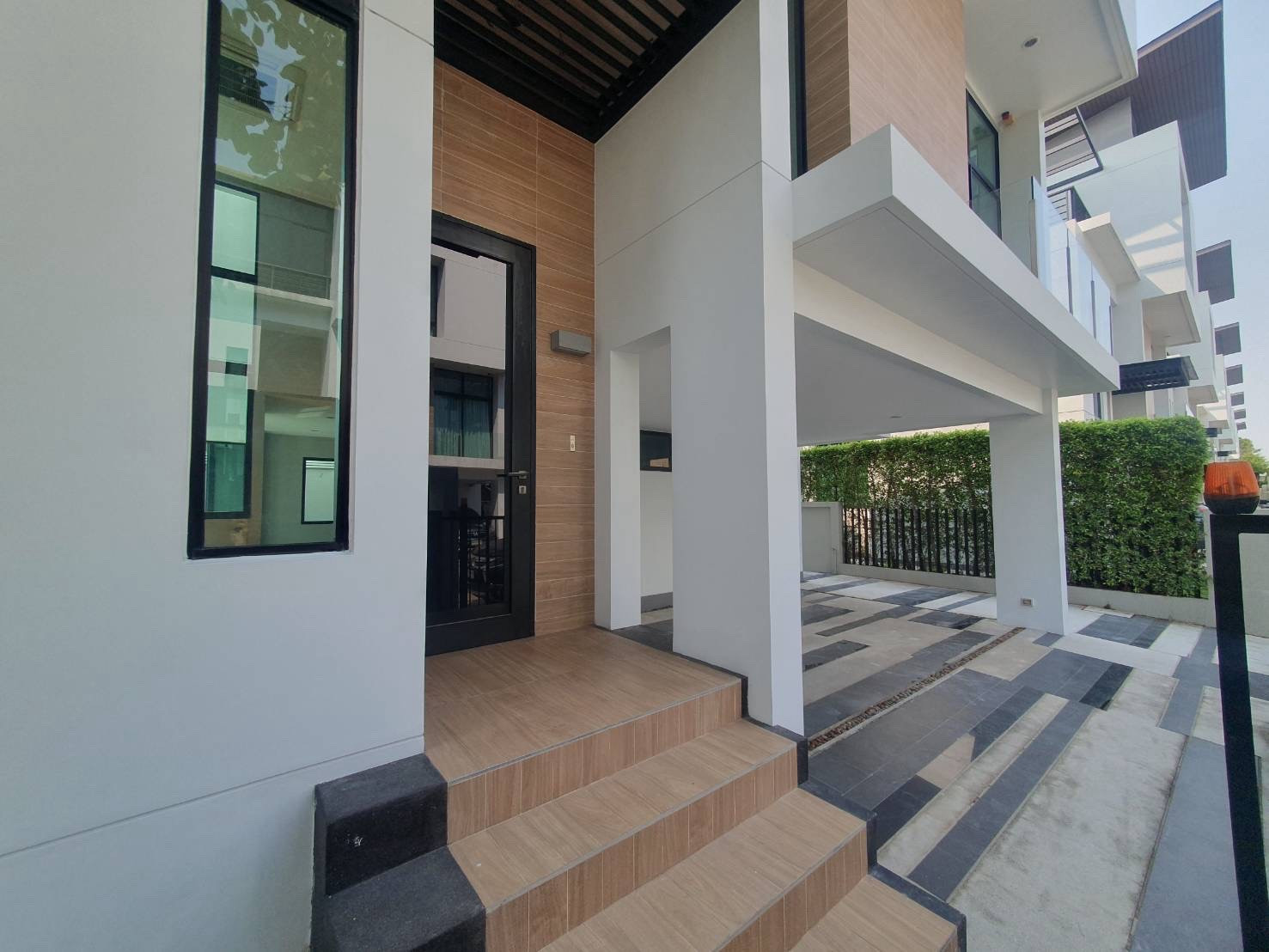 ขายบ้าน | Nirvana Beyond มือหนึ่งยูนิตสุดท้าย  – รูปที่ 2
