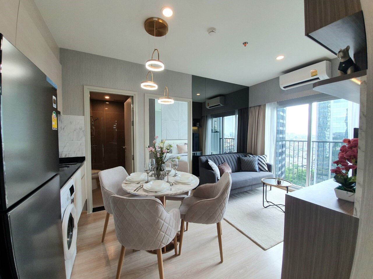 Condo For Rent Noble Revolve รัชดา – รูปที่ 2