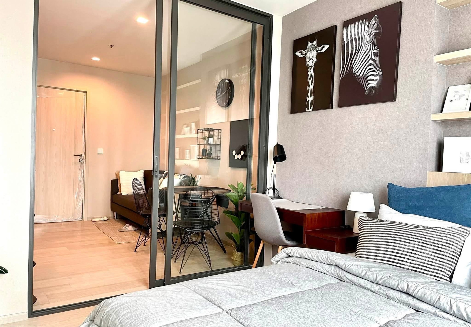 Life one wireless/ one bed plus 35 sqm./28 fl./ 35,000