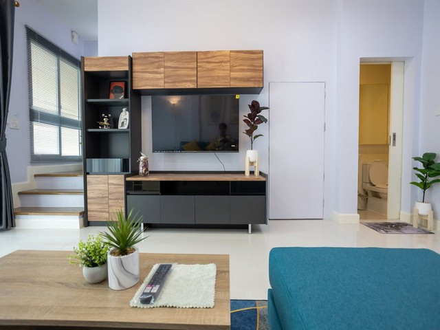 Code C7322 3-story townhome for rent, Baan Klang Muang project, Nakniwat 34, Lat Phrao 71, house decorated and ready to move in. Code C7322 3-story townhome for rent, Baan Klang Muang project, Nakniwat 34, Lat Phrao 71, house decorated and ready to move in.