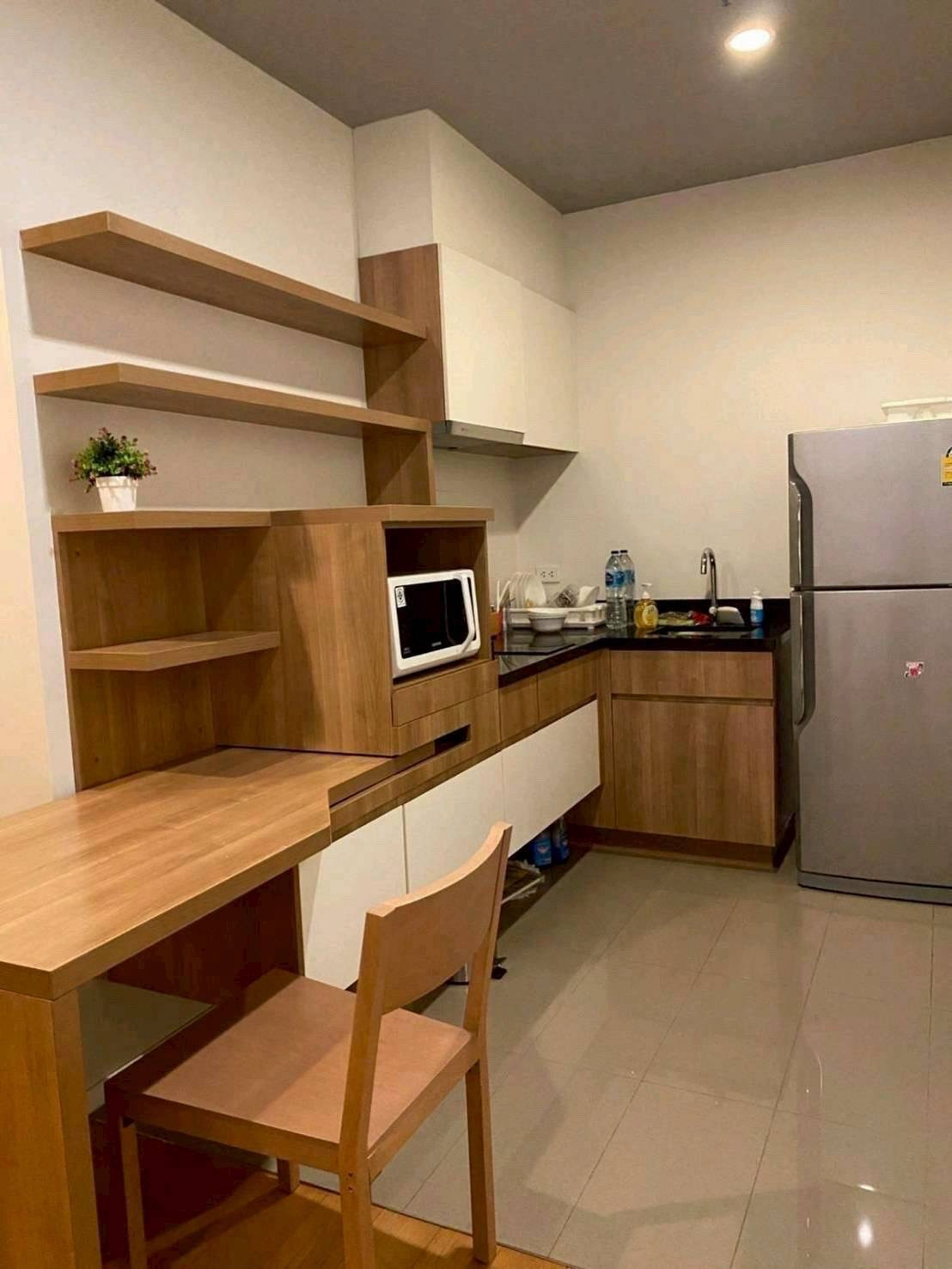 บล๊อค 77 ให้เช่า 1 ห้องนอน 1 ห้องน้ำ ห้องใหญ่ ราคาพิเศษ
