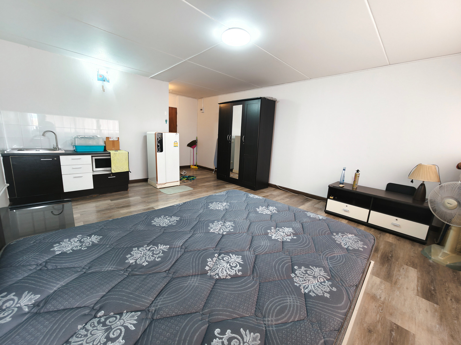 Popular Condo Muang Thong Thani, Building C8, 16th Floor Popular Condo Muang Thong Thani, Building C8, 16th Floor