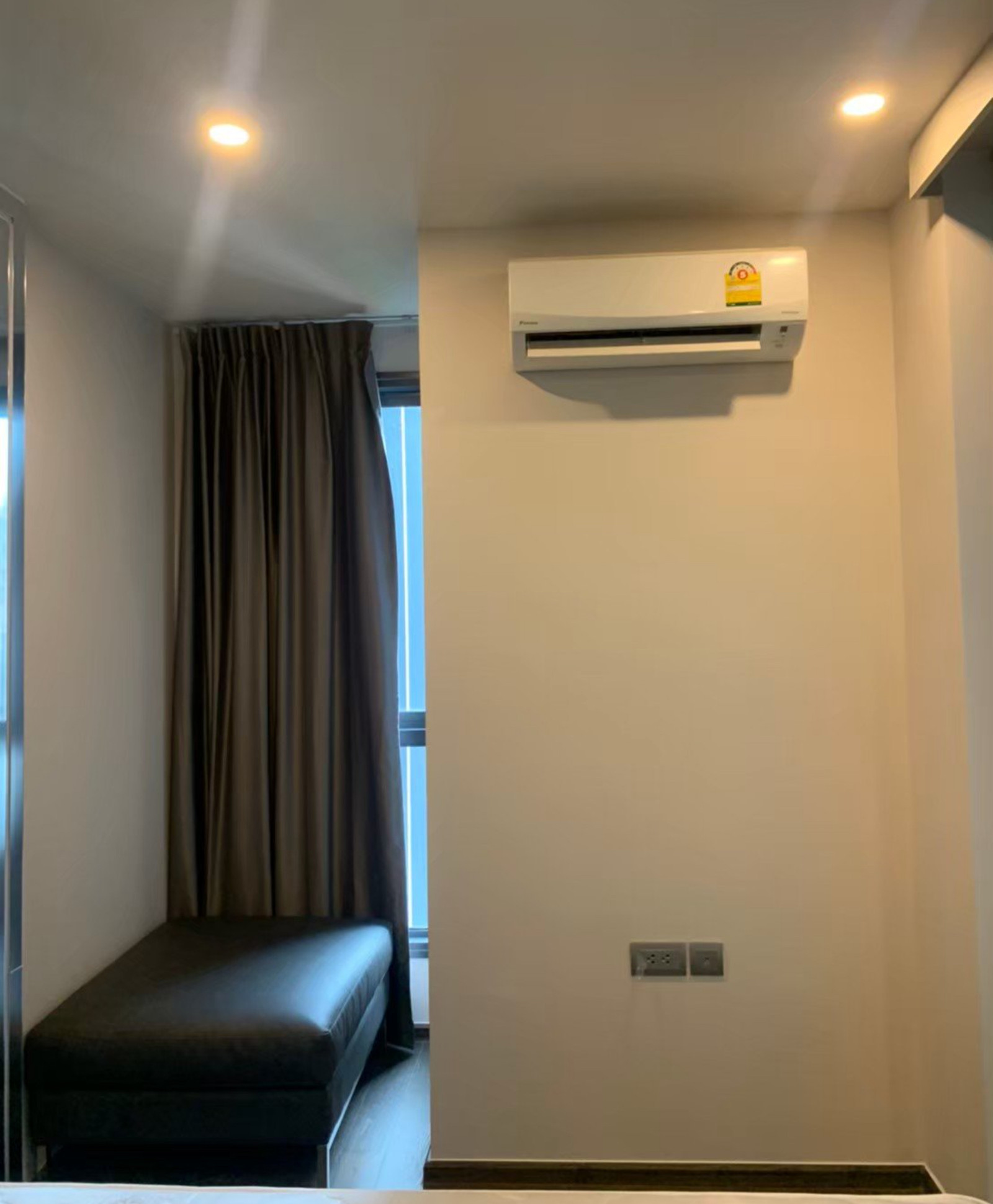 Ideo Q Siam 35 sq.m. Please add Line ID @806qphgn o8415o5483