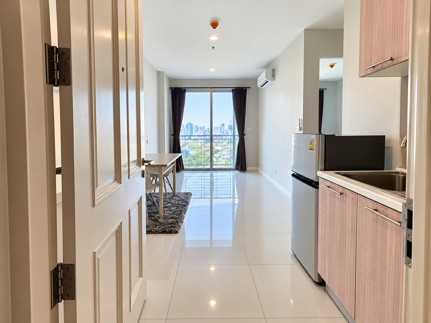 For Sale: The Mark Airport Link – Ratchada | Great Value at THB 2.15 Million Below Market Price | Beautiful View