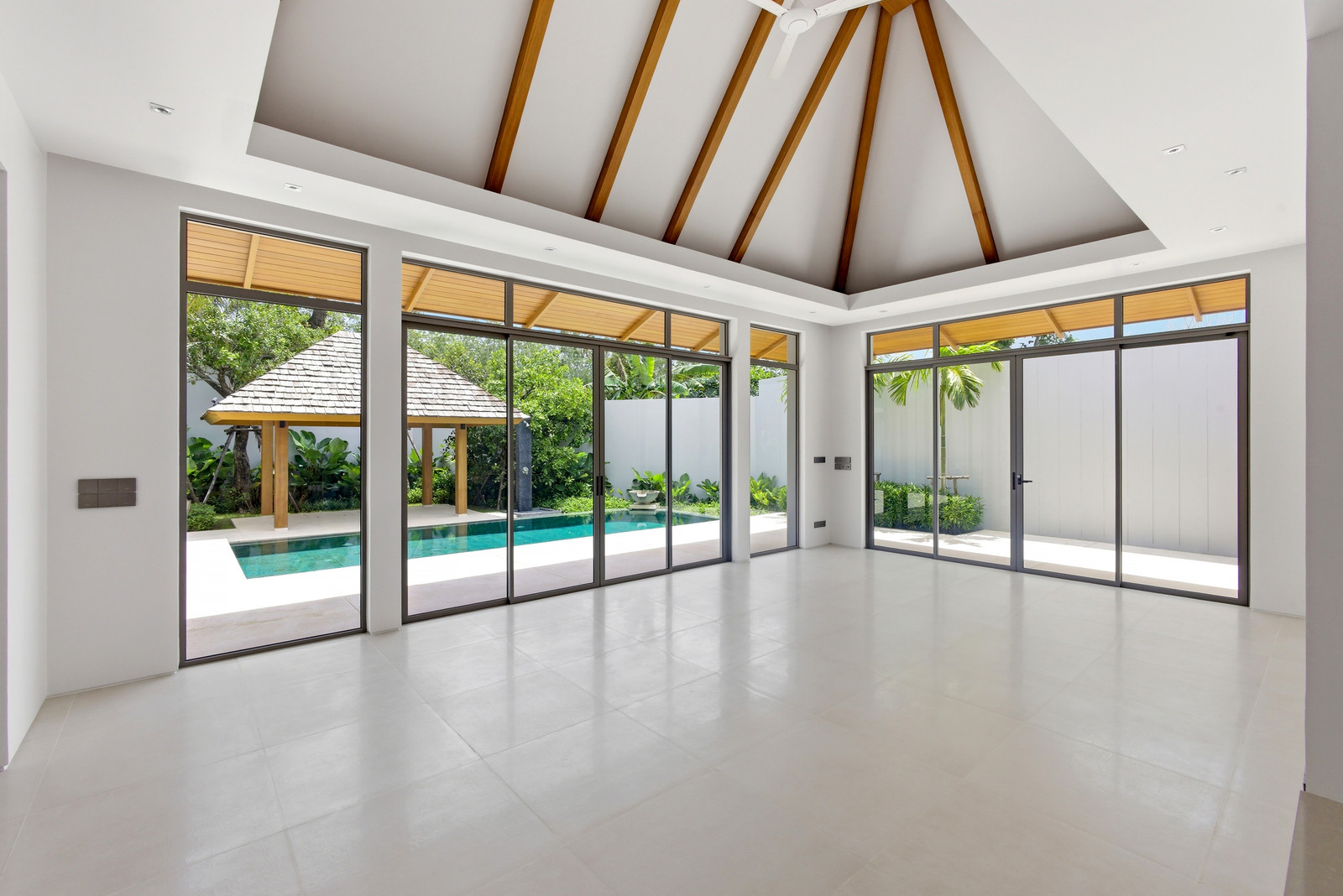 Exclusive Corner Pool Villa | 3-Bed + Private Office on 507 sqm Plot in Pru Jampa, Phuket
