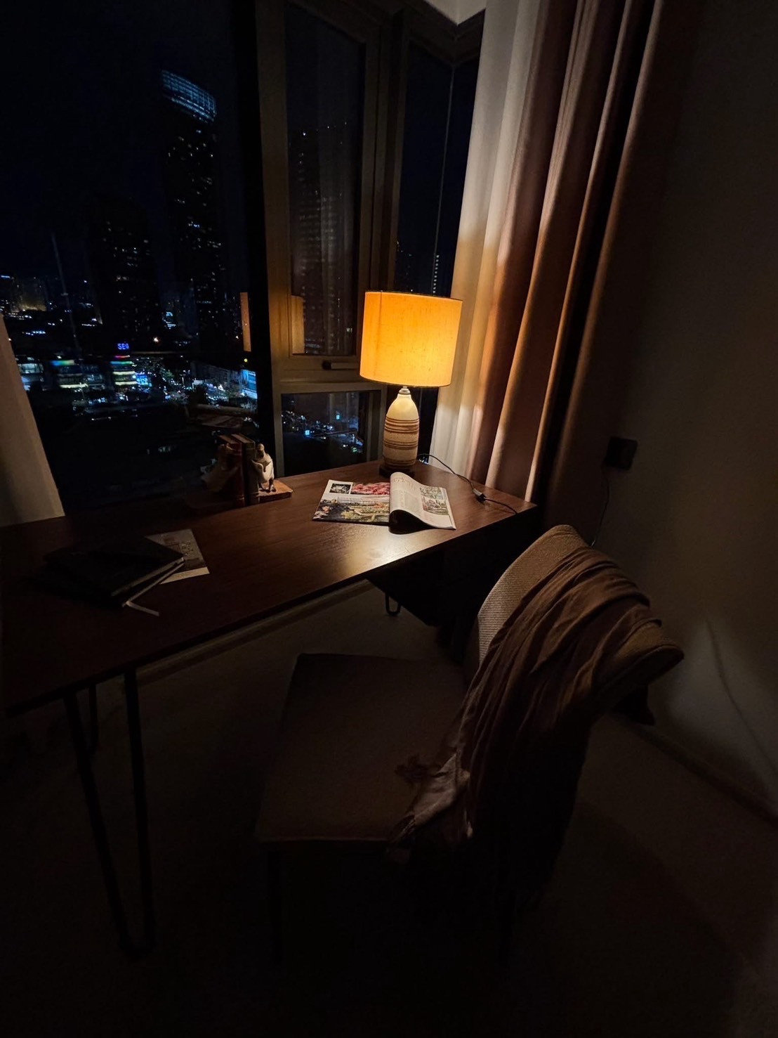 rent • Life Charoennakhon - Sathorn • View of the Chao Phraya River & ICONSIAM from the room!