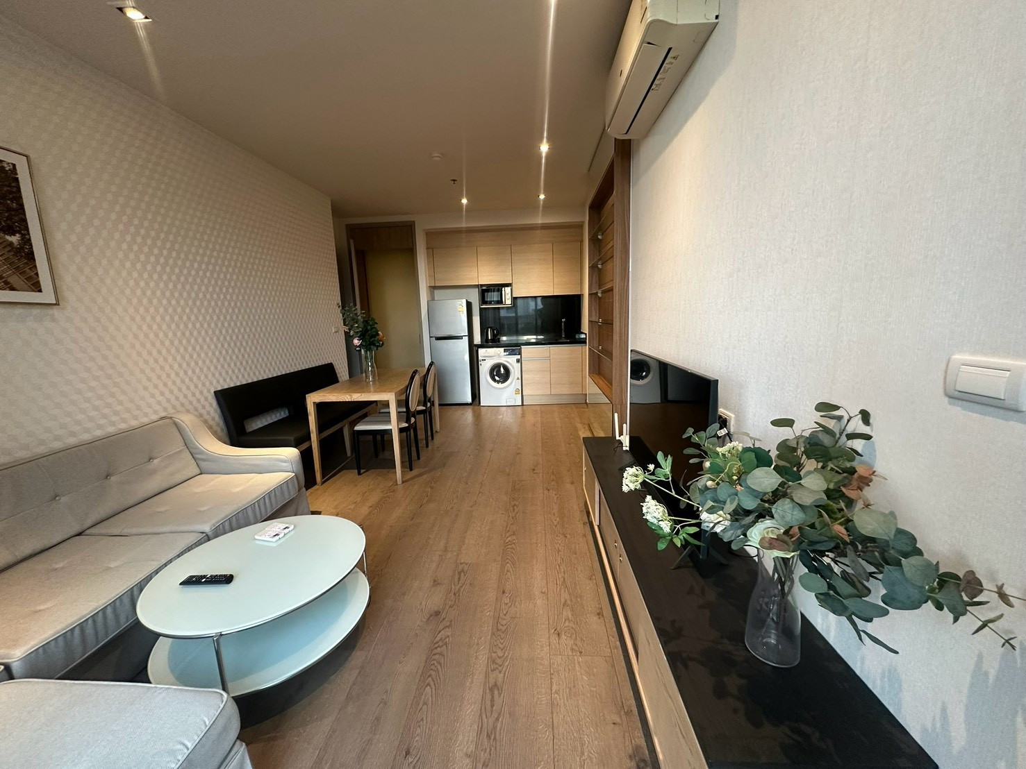 RC074526 Condo 2 Beds for rent at Park Origin Phrom Phong