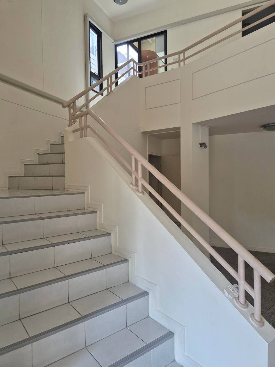 Commercial Space Shop House for Rent at Lumpini Place Rama 3 - Charoen Krung  Duplex 2 Floors  28,000 THB/Month  – รูปที่ 4