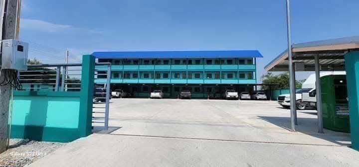 Land for sale with apartment business, good location, Tha Sa-an, Bang Pakong.