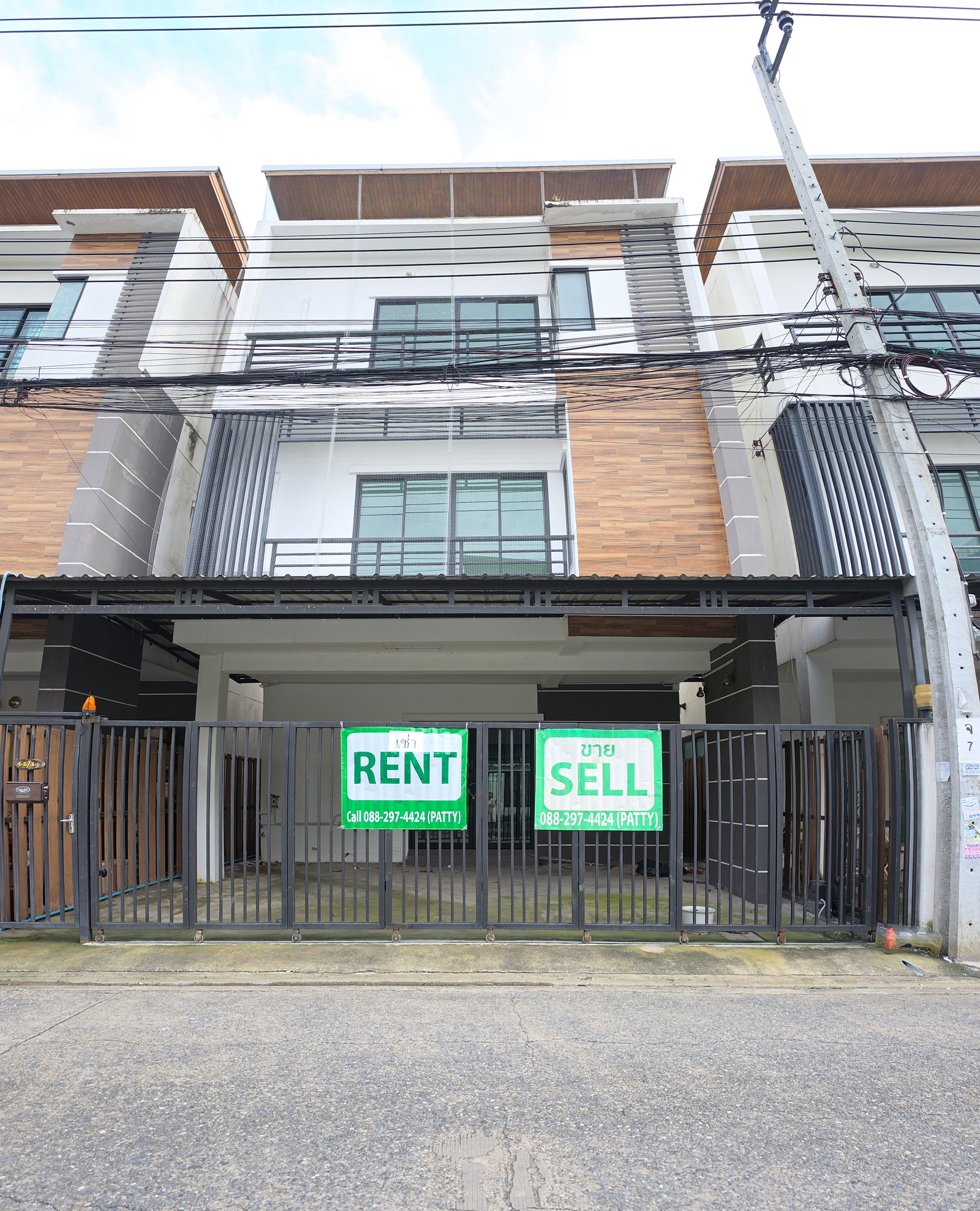 🎉ขาย บ้านเดี่ยว/โฮมออฟฟิศ 3 ชั้น โชคชัย4 สภาพใหม่ 4 ห้อง มีแอร์ทุกห้อง เดินทางเข้าออกได้หลายทาง 🎉ขาย บ้านเดี่ยว/โฮมออฟฟิศ 3 ชั้น โชคชัย4 สภาพใหม่ 4 ห้อง มีแอร์ทุกห้อง เดินทางเข้าออกได้หลายทาง