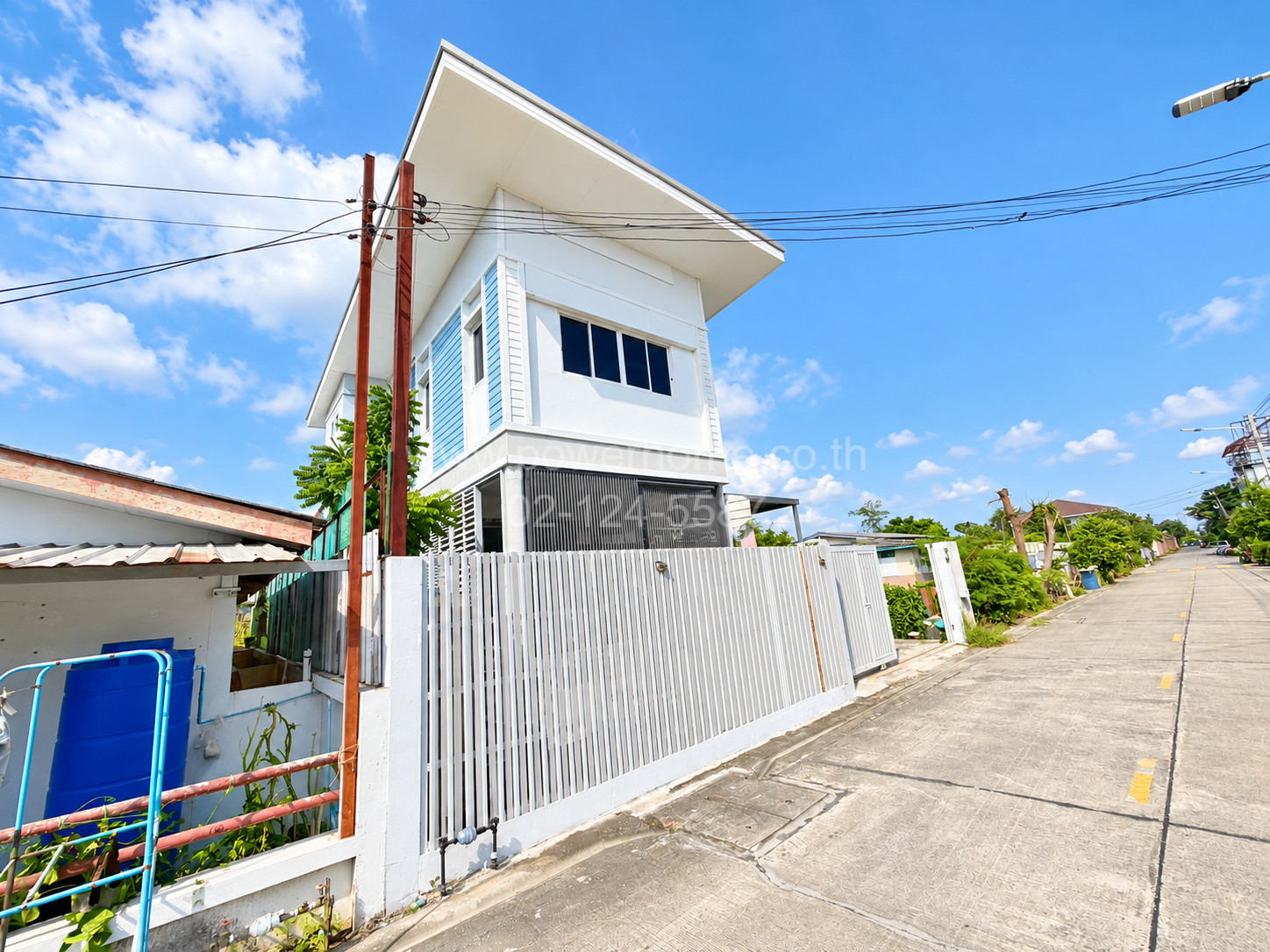 บ้านเดี่ยว 2 ชั้น ซอยไสวยประชาราษฎร์ 21  ทำเลดี ใกล้ตลาดเอซี ลำลูกกา คลอง 4 – รูปที่ 3