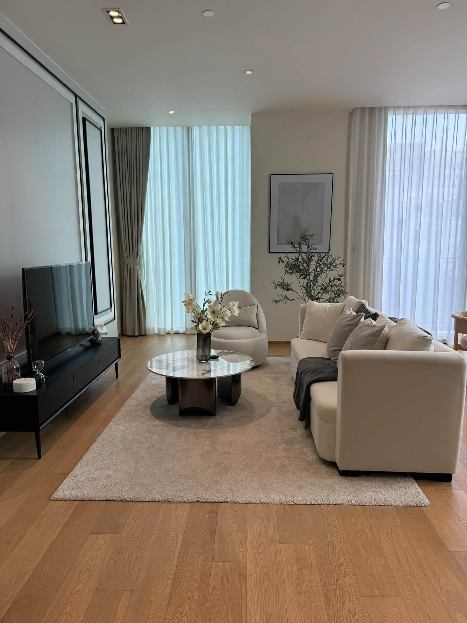 28 Chidlom for rent 90 sqm 2 beds 2 baths 120,000 per month   – รูปที่ 2
