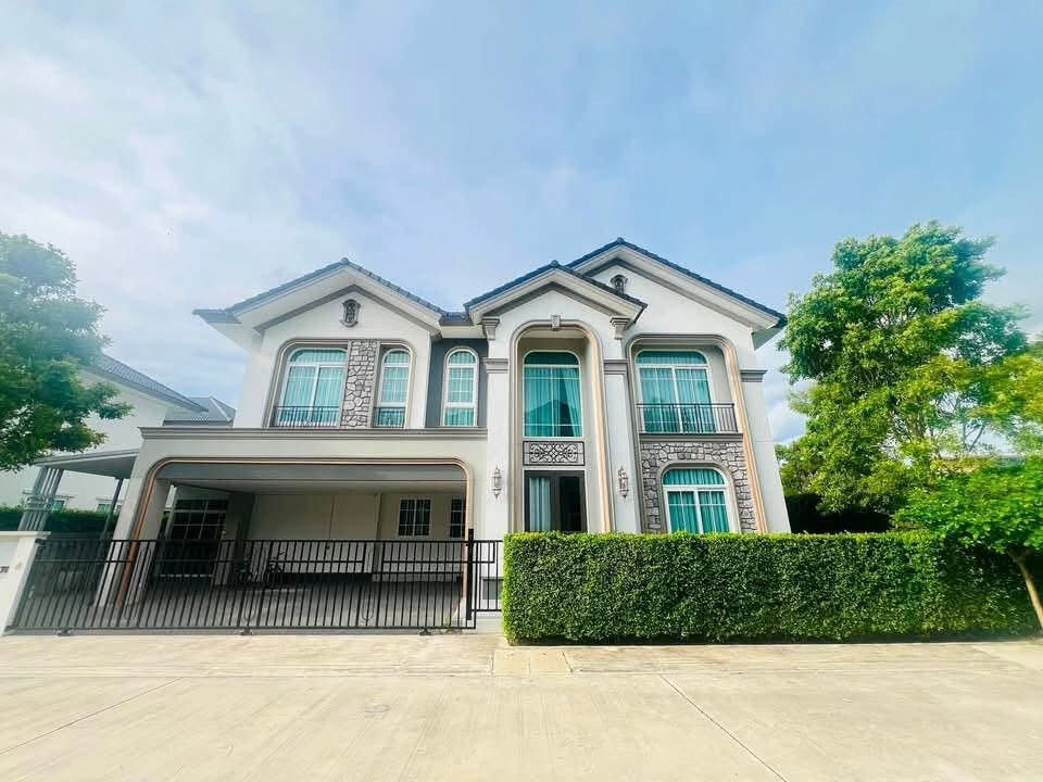 ขายและให้เช่า GRANDIO BANGNA KM.5, 4 ห้องนอน 5 ห้องน้ำ, ขนาด 258 ตารางเมตร
