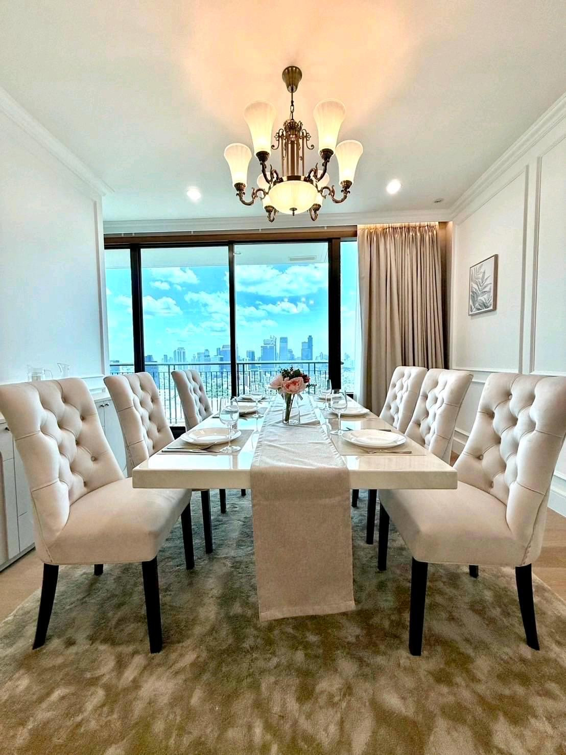 🐾✨ [ปล่อยเช่า] Condo Aguston Sukhumvit 22 ✨ เพนต์เฮาส์/ห้องใหญ 3Bedroom 4Bathroom ใจกลางสุขุมวิท เลี้ยงสัตว์ได้! (Pet-Friendly 🐶🐱) วิวสวนเบญจกิติเต็มตา ​💰 ค่าเช่า: 125,000 บาท / เดือน