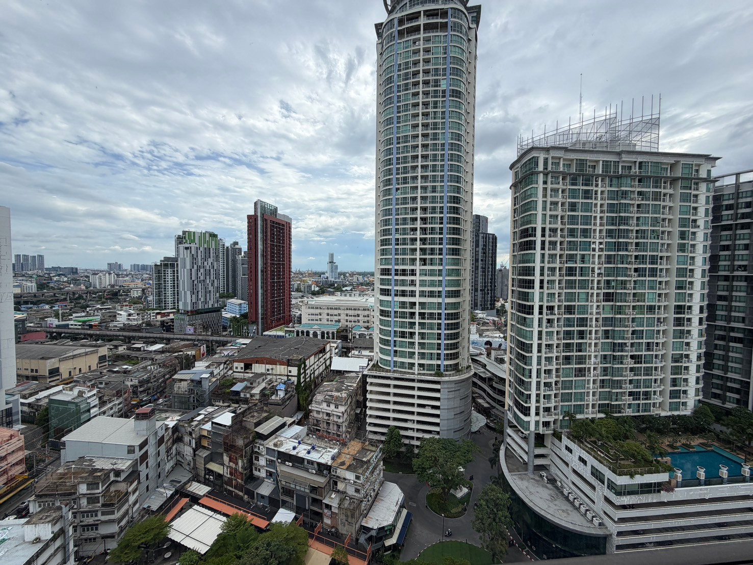 🔥 Hot Deal! Best price in the building | Condo near BTS Phra Khanong (450m). High rental yield at 17,000 THB/ month! 🔥 🔥 Hot Deal! Best price in the building | Condo near BTS Phra Khanong (450m). High rental yield at 17,000 THB/ month! 🔥