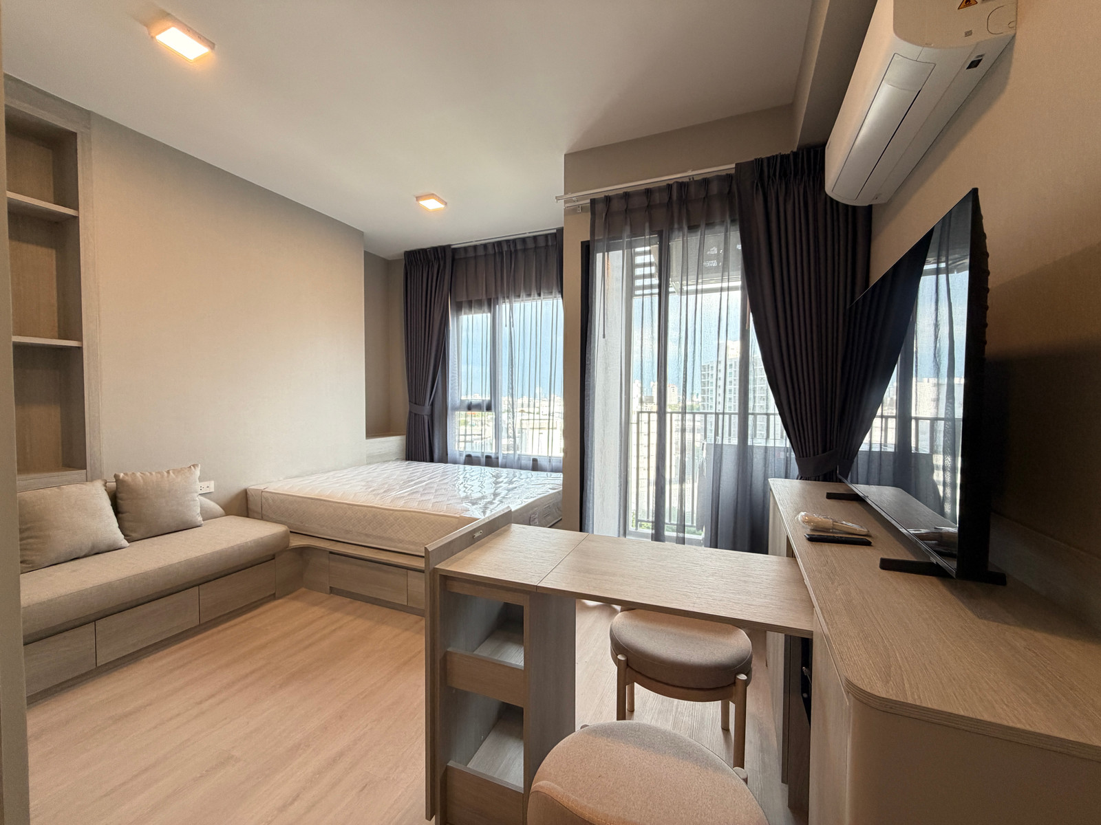 Promotion 16,000/ Month for rent Cobe Ratchada rama 9