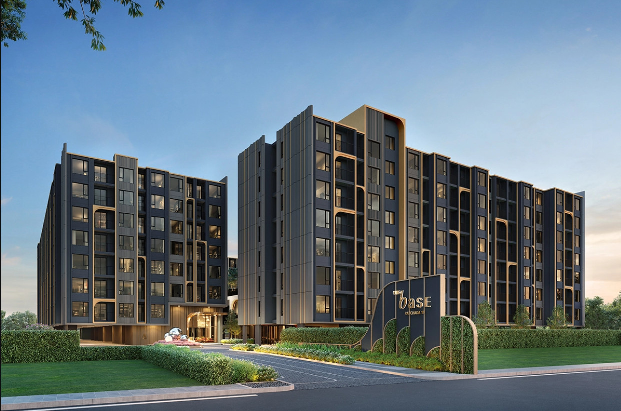 Condo down payment for sale THE BASE Ratchada 19, room for pets, ready to move in, free furniture and electrical appliances.