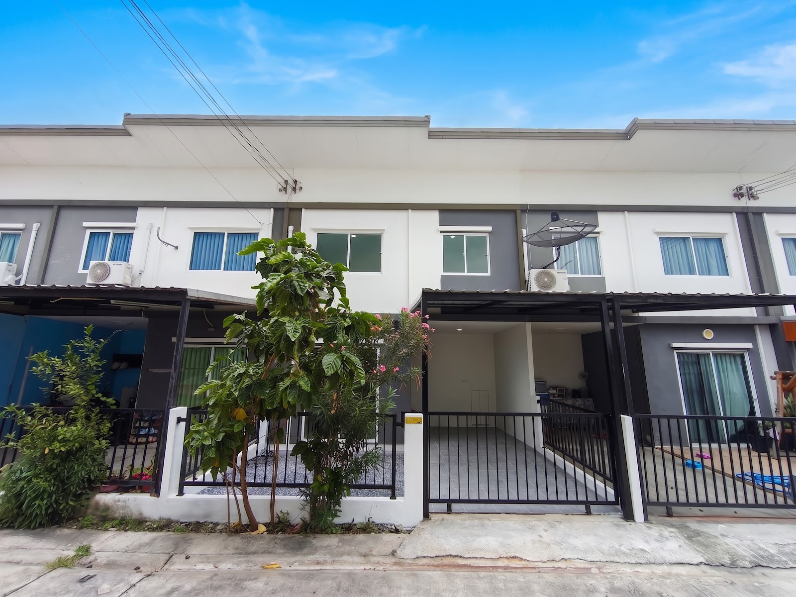 ขายทาวน์โฮม ไลโอ บลิสซ์ บางนา-สุวรรณภูมิ (วัดศรีวารี 1) 3 นอน 105 ตร.ม