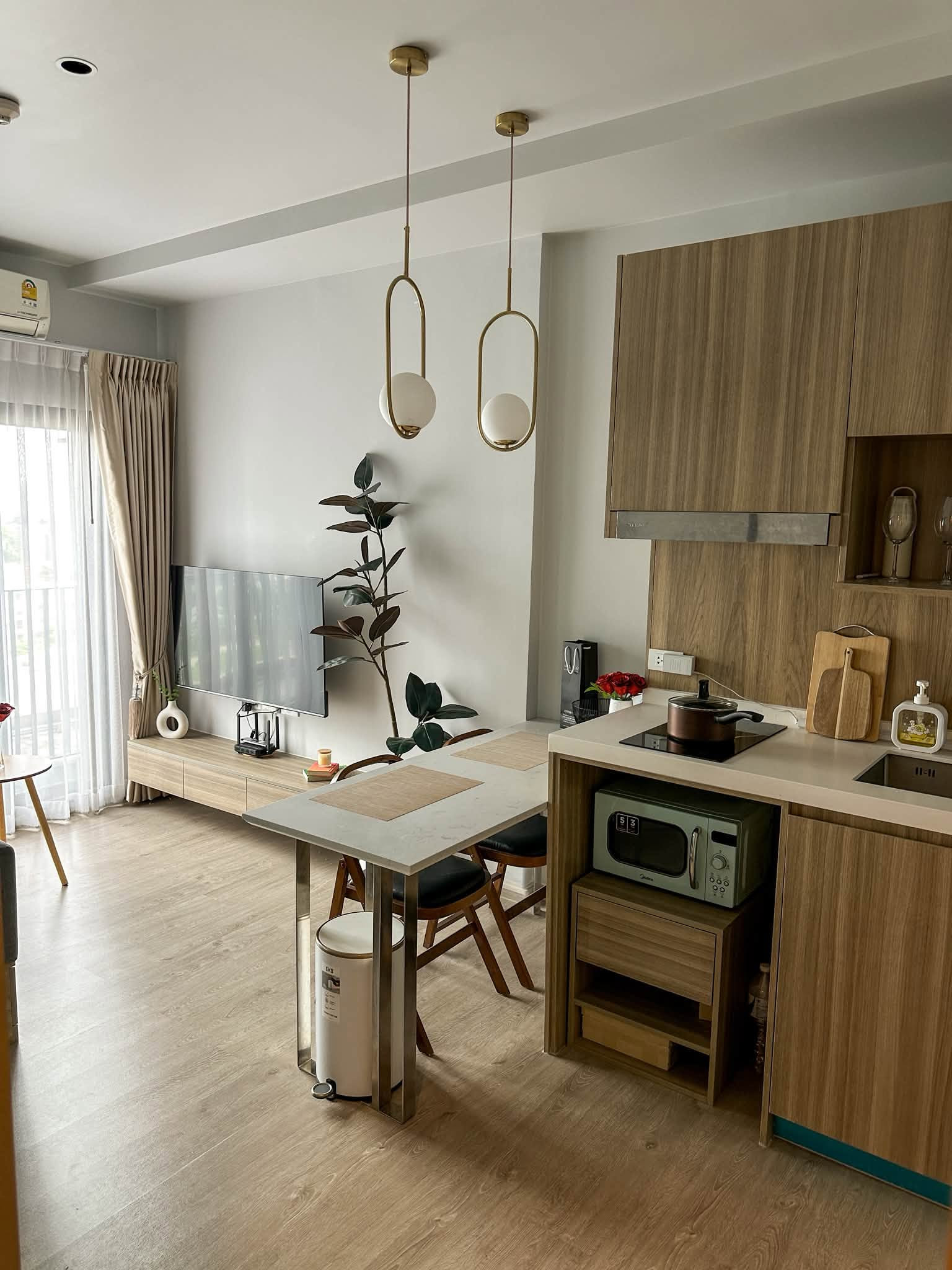 Altitube Unicorn Sathorn–Tha Phra, 1 bedroom condo, near the BTS, available and ready for rent. Altitube Unicorn Sathorn–Tha Phra, 1 bedroom condo, near the BTS, available and ready for rent.