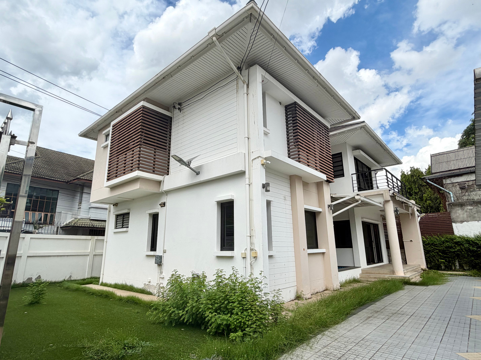 🏡Single house for sale, location Ratchada - Senanikom 1 | Land 87 sq m., usable area 200 sq m. | 3 bedrooms, 4 bathrooms, 4 parking spaces | Special price 12 MB✨