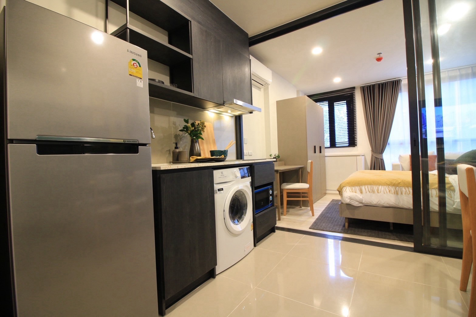 ให้เช่าคอนโดห้วยขวาง 1 ห้องนอน 29 ตร.ม. พร้อมอยู่ 15,000 บาท – รูปที่ 4