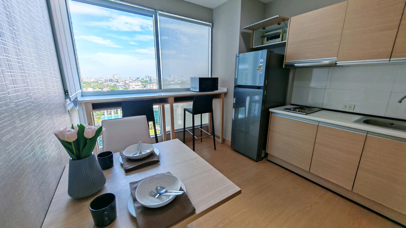 For rent Rhythm ratchada, just 5 minutes walk from MRT Ratchadaphisek, large room up to 45 sq m. For rent Rhythm ratchada, just 5 minutes walk from MRT Ratchadaphisek, large room up to 45 sq m.
