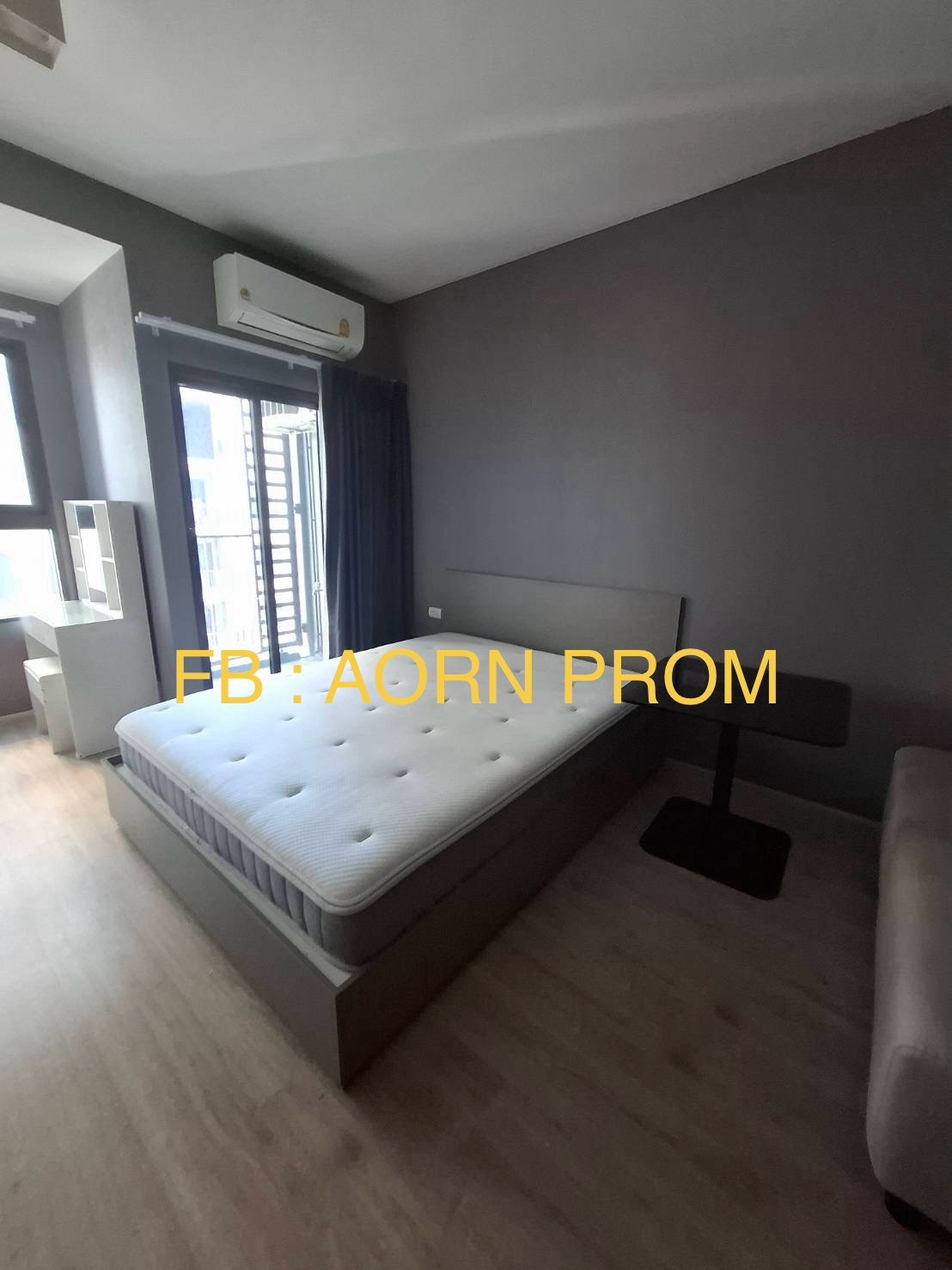 (Agent Post) Ideo Sathorn-Wongwian Yai Ideo Sathorn-Wongwian Yai has many rooms to choose from: Duplex 15,000 / One Bed 14,000 / Studio 13,000 ◆ Duplex room ◆ Fully furnished
