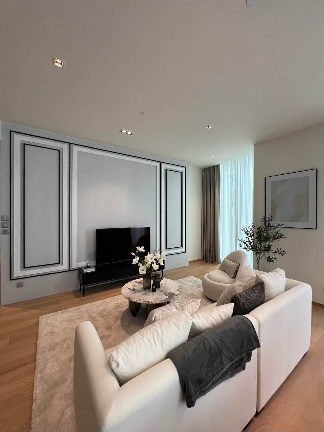 28 Chidlom for rent 90 sqm 2 beds 2 baths 120,000 per month   – รูปที่ 3