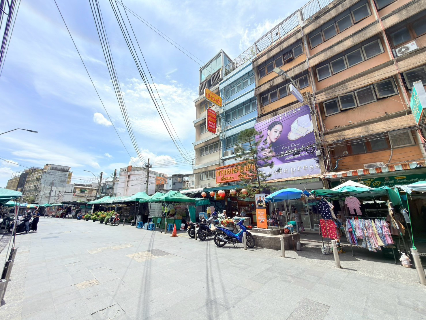 ขายตึกแถว/อาคารพาณิชย์ 9 ตร.ว. ทำเลค้าขายใจกลางบางลำพู ตรงข้ามอาคารจอดรถ กทม. ใกล้ถนนข้าวสาร และวัดบวรฯ – รูปที่ 2