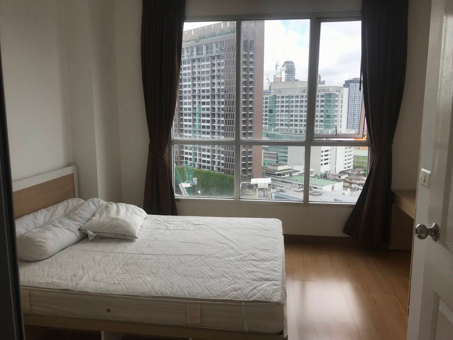 Unit Available at Life @ Sukhumvit 65 Multiple units available—prices negotiable! Unit Available at Life @ Sukhumvit 65 Multiple units available—prices negotiable!