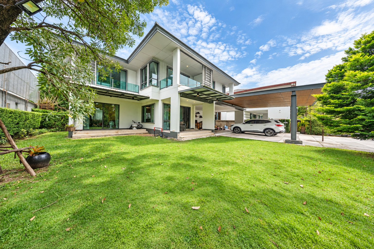บ้านเดี่ยวหรู บุราสิริ วัชรพล 5 ห้องนอน สวนส่วนตัว ที่ดินใหญ่ 123.5 ตร.ว. - U6540863 บ้านเดี่ยวหรู บุราสิริ วัชรพล 5 ห้องนอน สวนส่วนตัว ที่ดินใหญ่ 123.5 ตร.ว. - U6540863